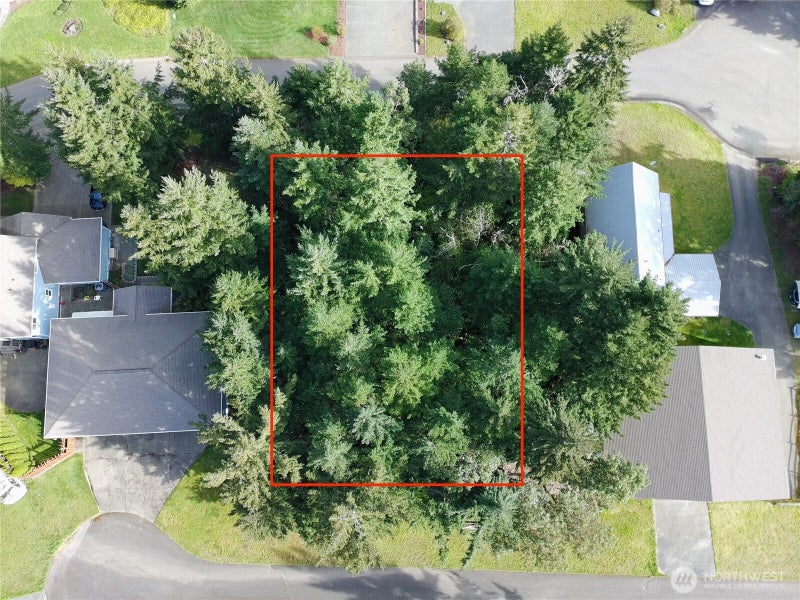 6393 NW Aileron Ct