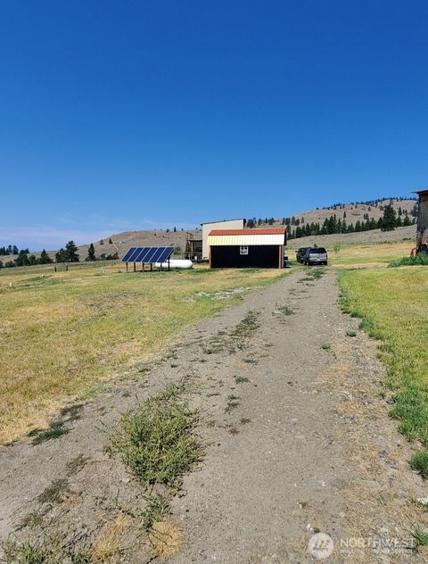 Photo of 16 Edwards Creek Road, Tonasket, WA 98855 (MLS # 2512826)