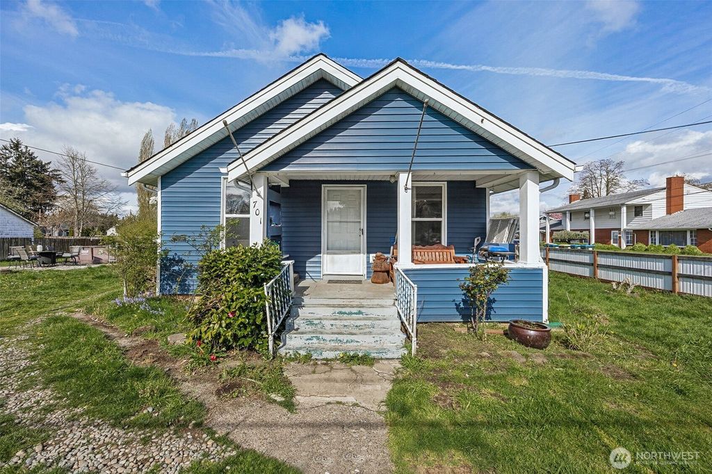 Photo of 701 S Silver Street, Centralia, WA 98531 (MLS # 2510357)