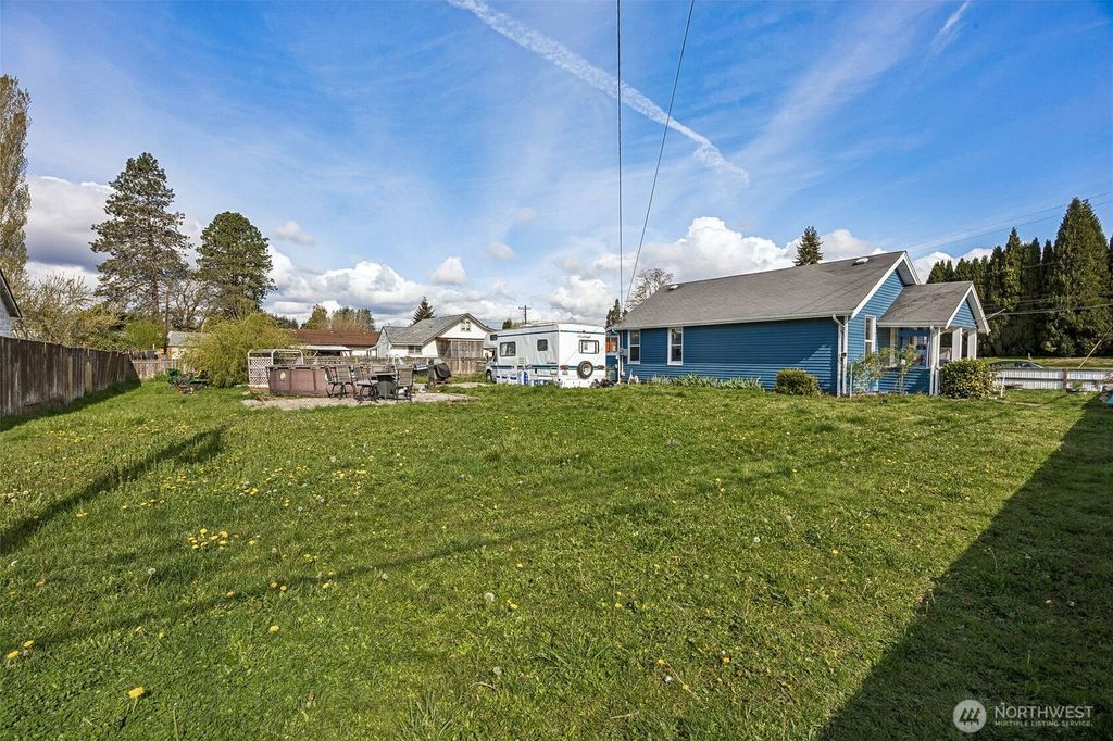 Photo of 701 S Silver Street, Centralia, WA 98531 (MLS # 2510357)