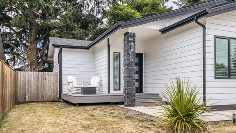 Photo of 793 Island Circle SE, Ocean Shores, WA 98569 (MLS # 2398223)