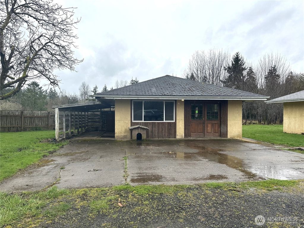 Photo of 252 Porter Creek Road, Elma, WA 98541 (MLS # 2500638)