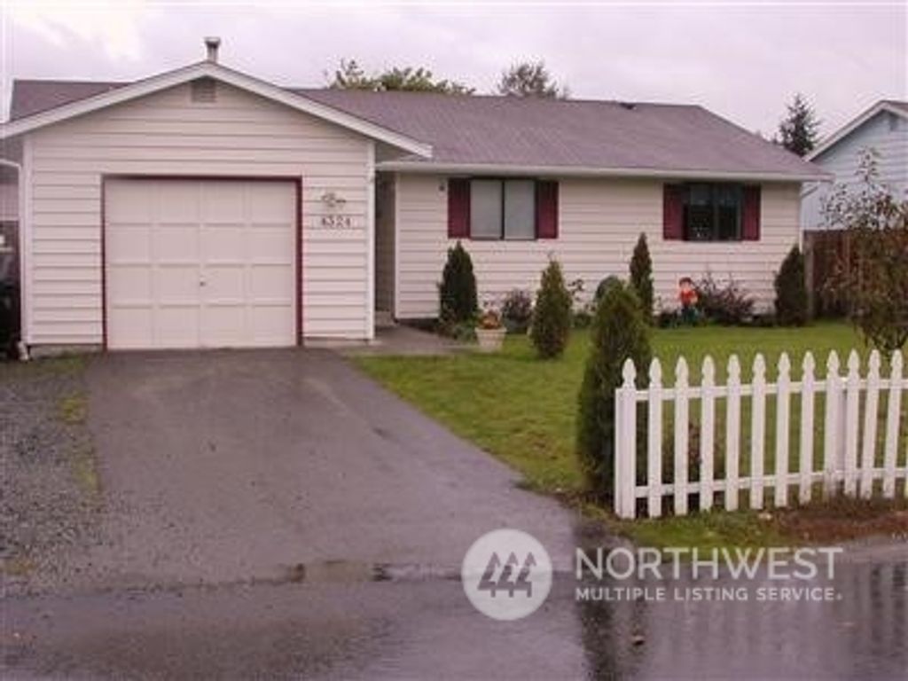 Photo of 4324 125th Park NE, Marysville, WA 98271 (MLS # 2133585)
