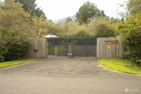 171 N Oar Loop NW Ocean Shores WA 98569