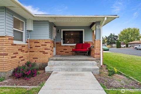 Photo of 501 E 4th Street, Warden, WA 98857 (MLS # 2448735) Photo of 501 E 4th Street, Warden, WA 98857 (MLS # 2448735)