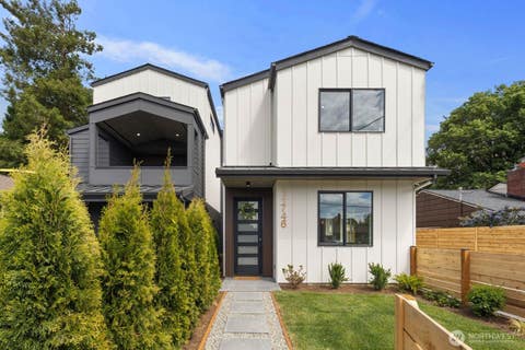 Photo of 11746 Dayton Avenue N, Seattle, WA 98133 (MLS # 2553360)