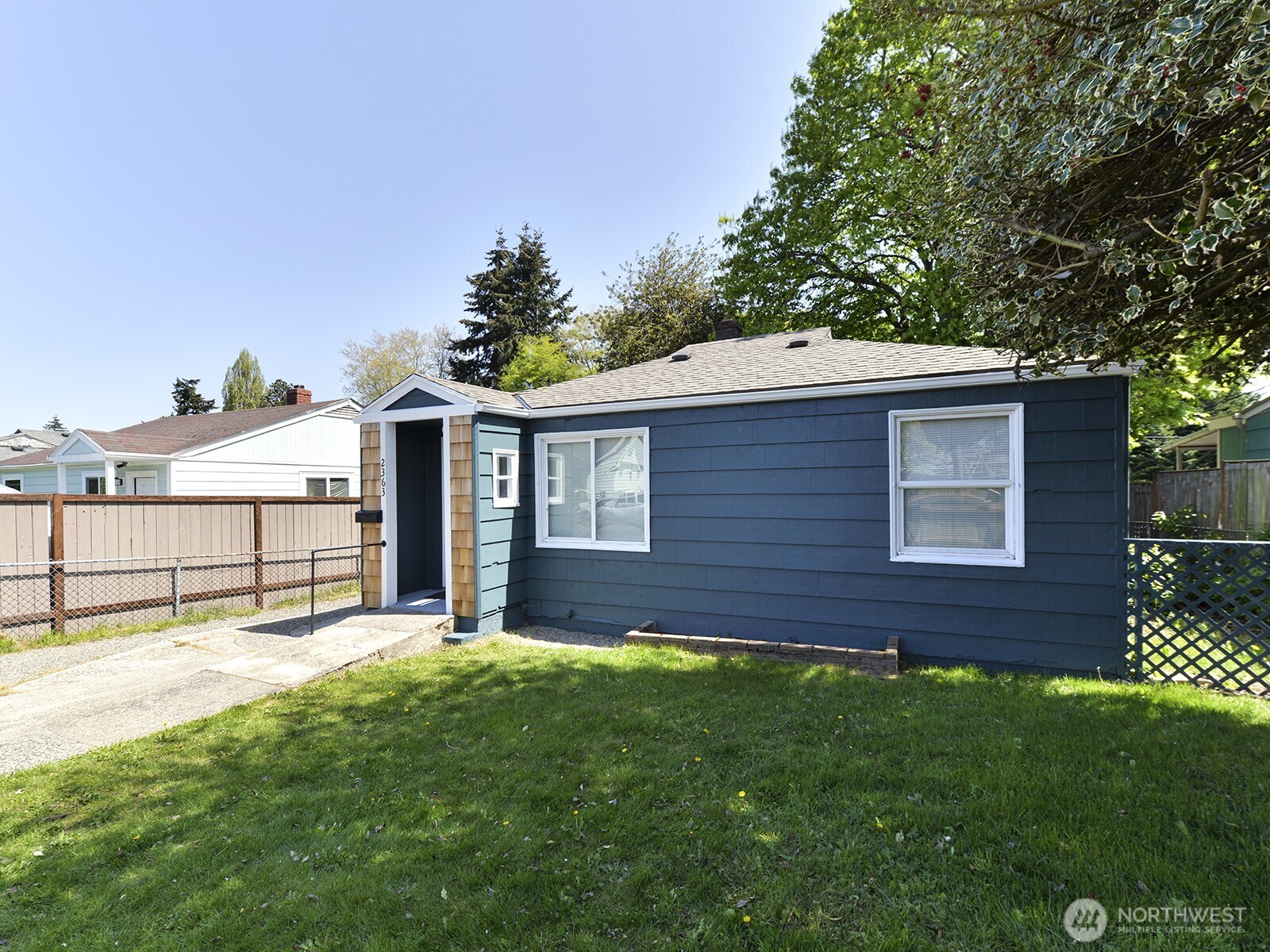 2363 S Hosmer