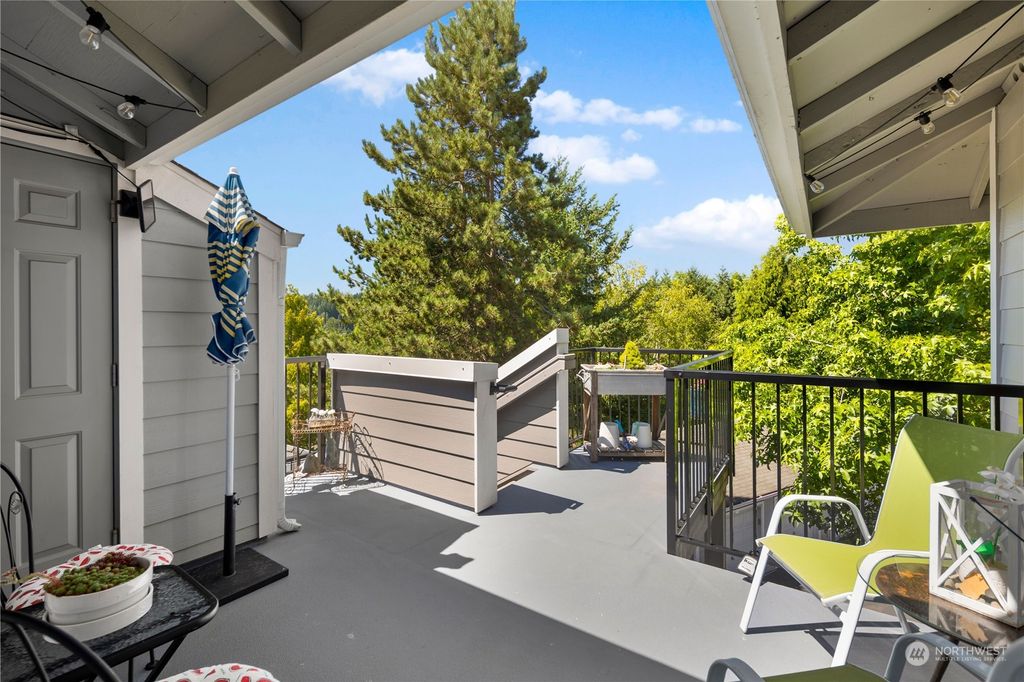 Photo of 3914 243rd Place SE #L401, Bothell, WA 98021 (MLS # 2146846)