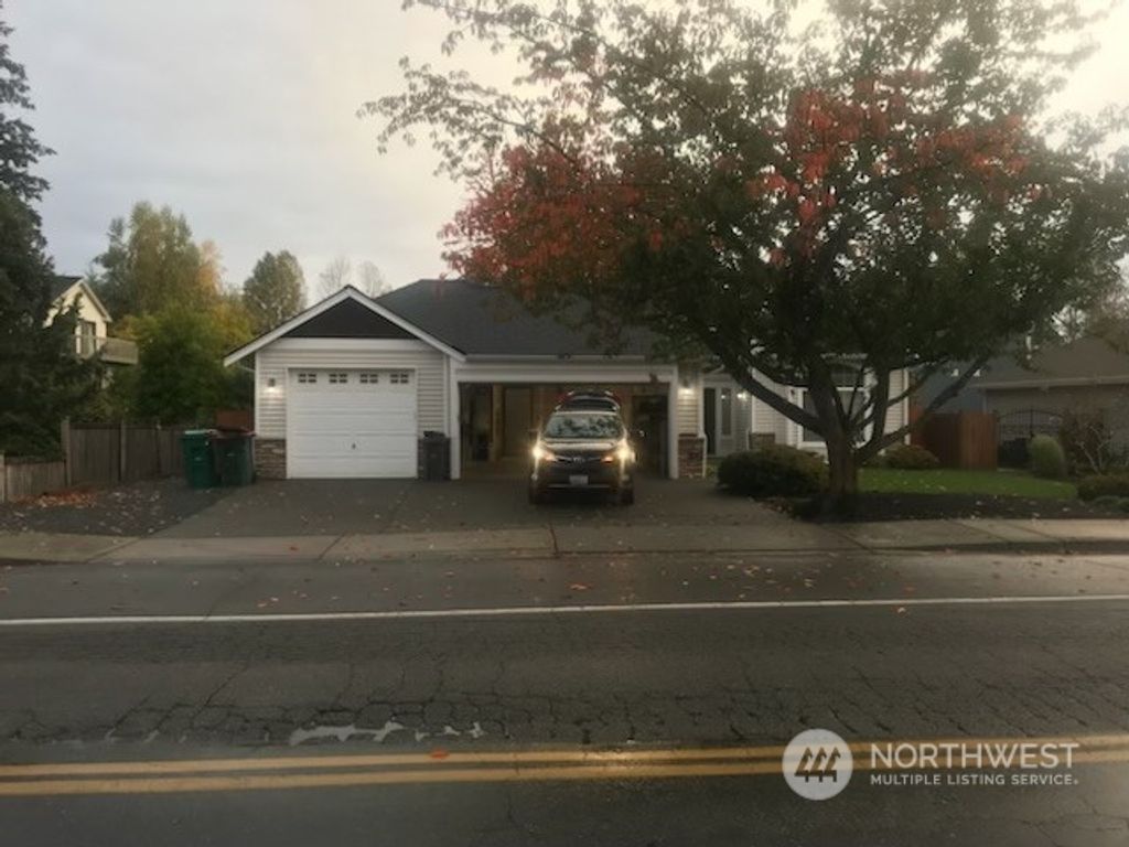 Photo of 21811 48th Avenue W, Mountlake Terrace, WA 98043 (MLS # 2305860)