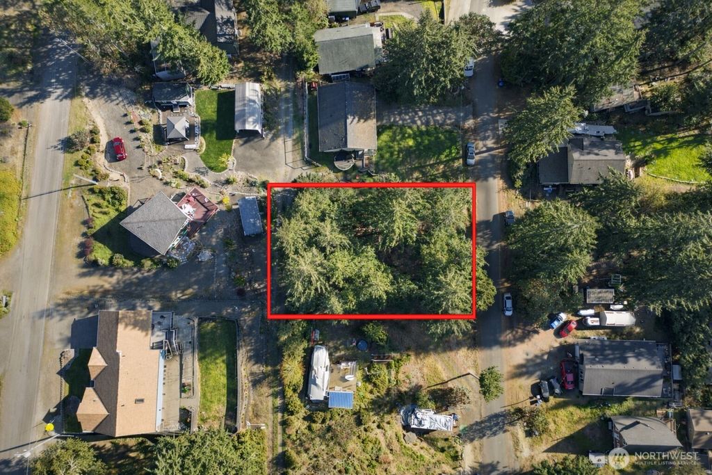 Photo of 90 E Lakeview Drive, Shelton, WA 98584 (MLS # 2505550)