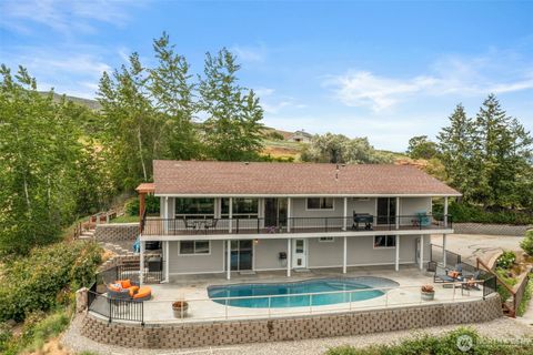 Photo of 1901 Sleepy Hollow Road, Wenatchee, WA 98801 (MLS # 2381684) Photo of 1901 Sleepy Hollow Road, Wenatchee, WA 98801 (MLS # 2381684)