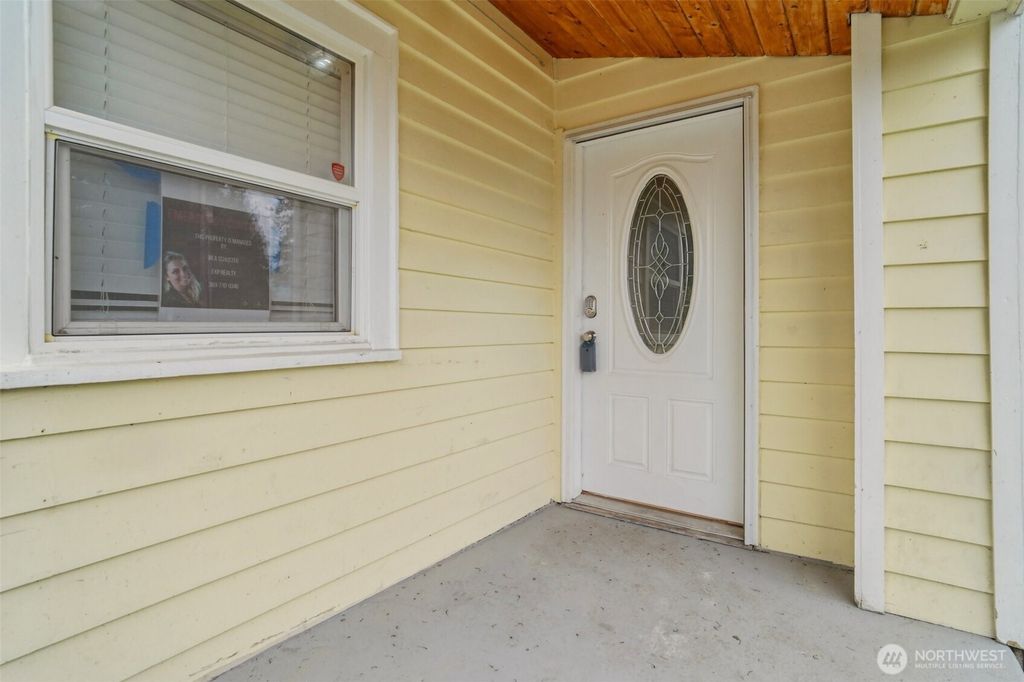 Photo of 2406 100th Street SE, Everett, WA 98208 (MLS # 2419321)