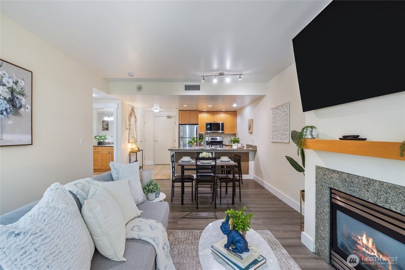 1420 Terry Avenue 607