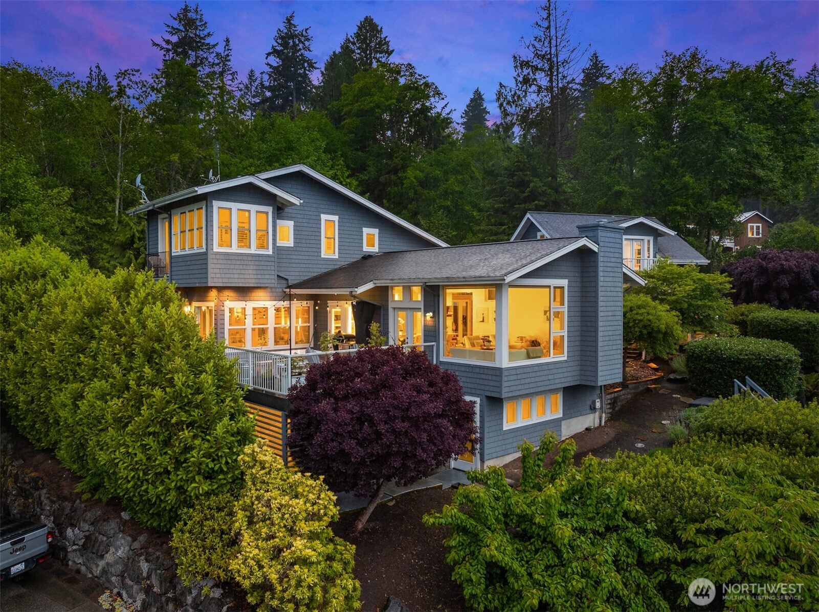 10555 NE Morning Lane