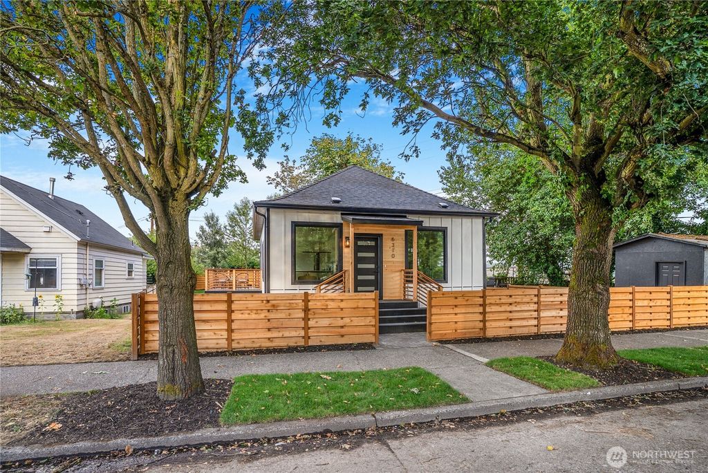 Photo of 6310 S Ellis Avenue #1, Seattle, WA 98108 (MLS # 2509349)