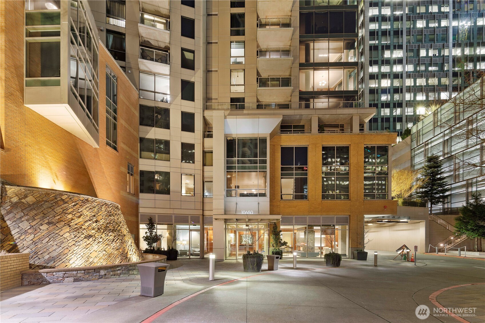 10650 NE 9th Place 2427