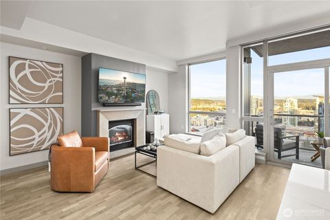 Photo of 10650 NE 9th Place #2427, Bellevue, WA 98004 (MLS # 2476116)