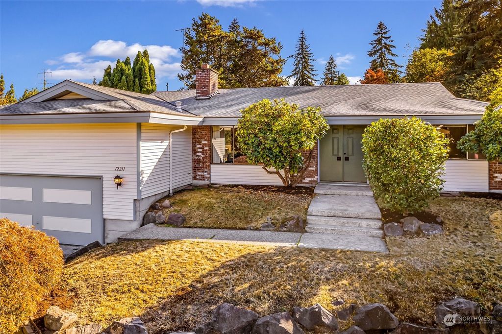 Photo of 12211 SE 64th Place, Bellevue, WA 98006 (MLS # 2009741)