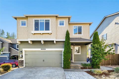 Photo of 3220 S 281st Place, Auburn, WA 98001 (MLS # 2567242)