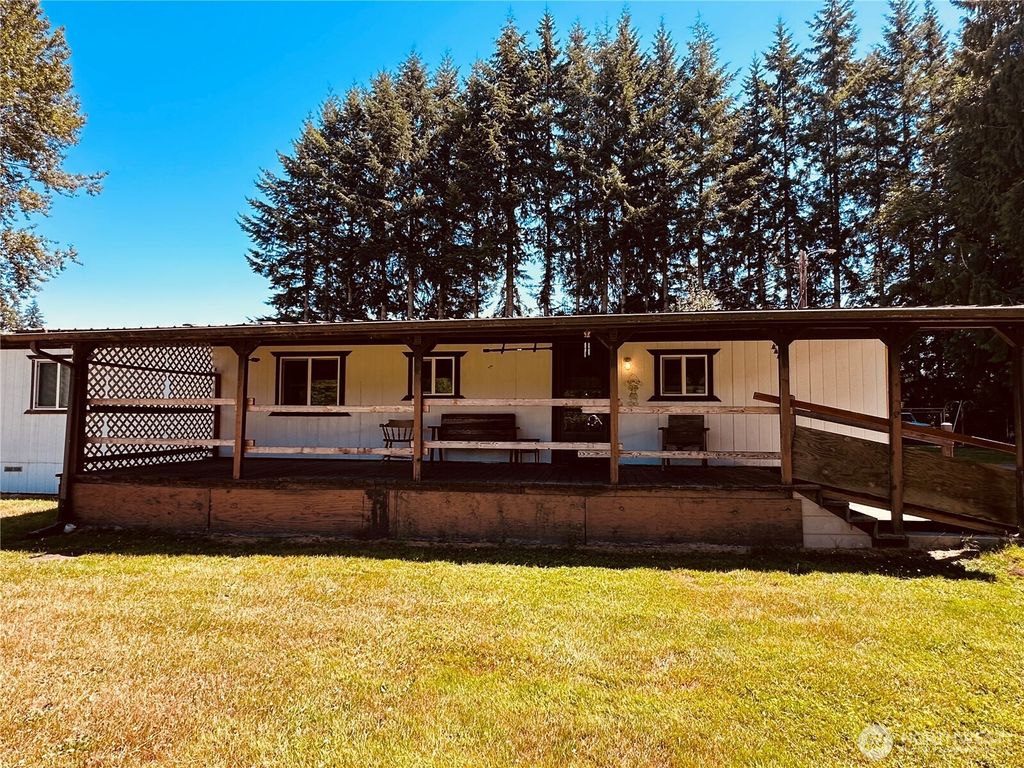 Photo of 25430 46th Avenue NE, Arlington, WA 98223 (MLS # 2407708)