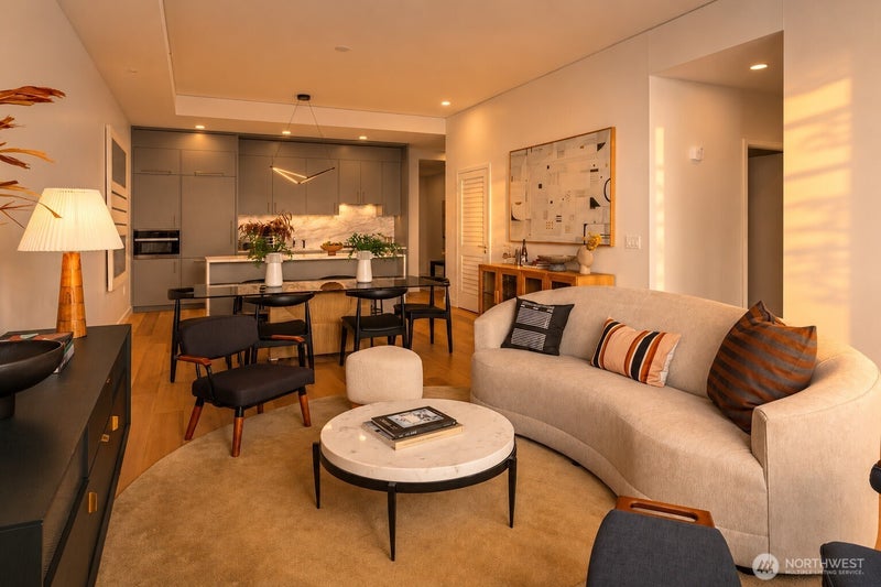 121 Stewart Street 3703