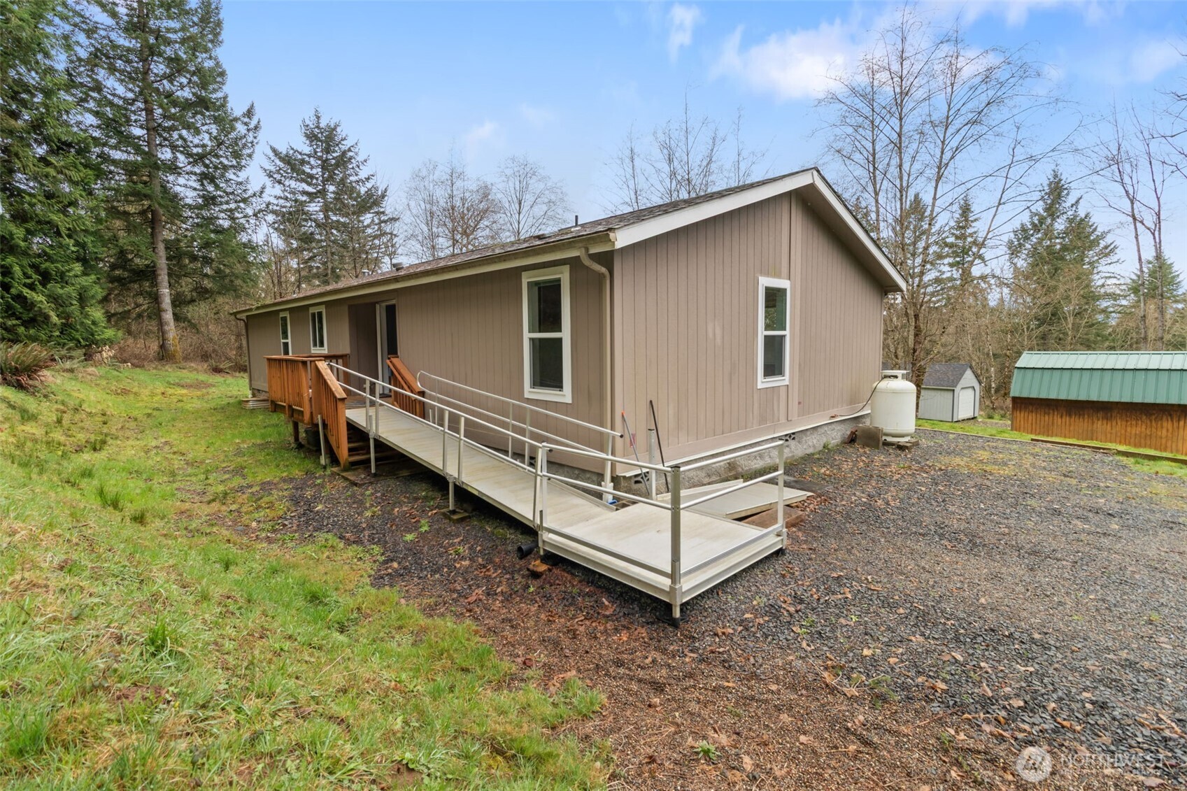 126 Burchett Rd