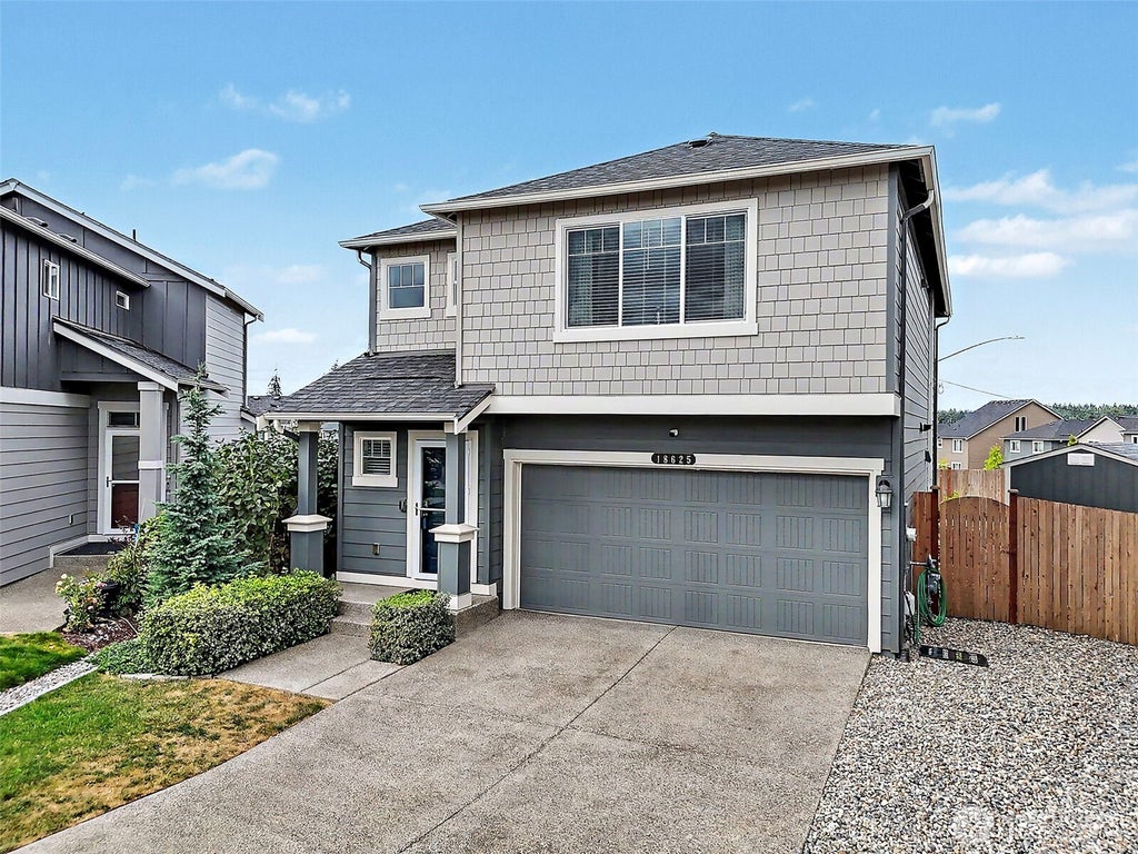 Photo of 18625 108th Avenue E, Puyallup, WA 98374 (MLS # 2575488)