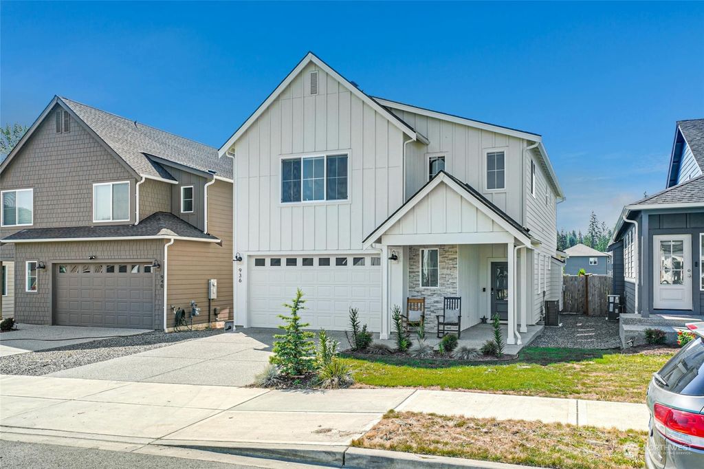 Photo of 936 Yew Avenue, Sultan, WA 98294 (MLS # 2275326)