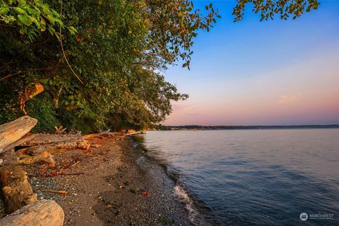 21223 Marine View Drive SW Normandy Park WA 98166