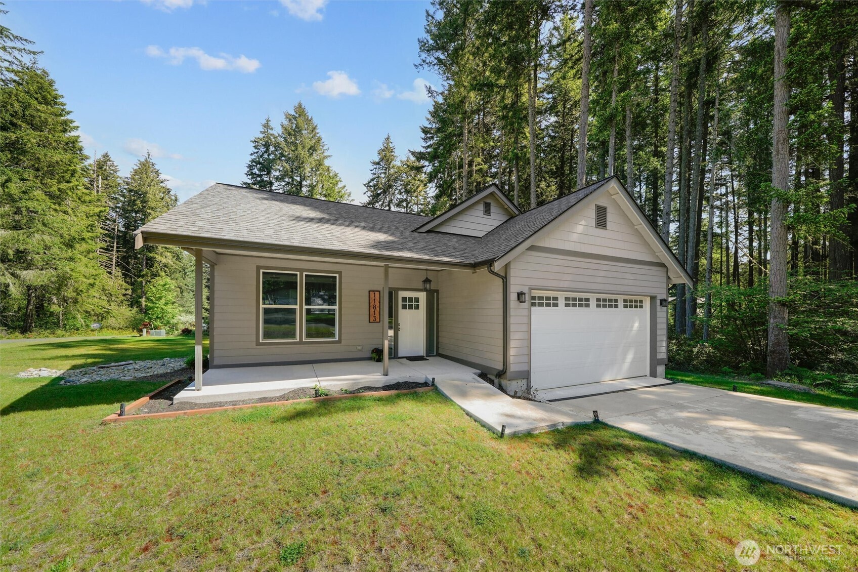 11813 Island Drive