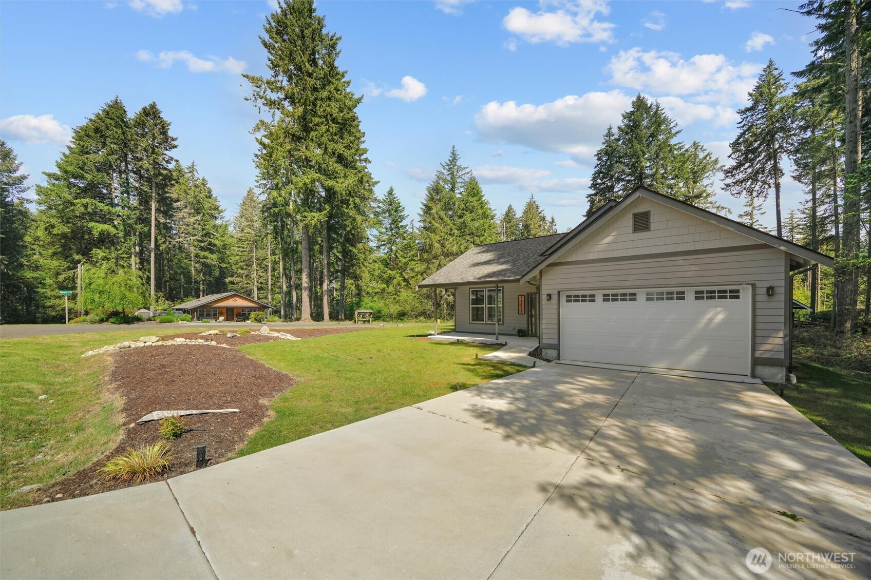 11813 Island Drive