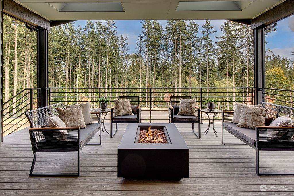Photo of 2702 220th Place SW, Brier, WA 98036 (MLS # 2184123)