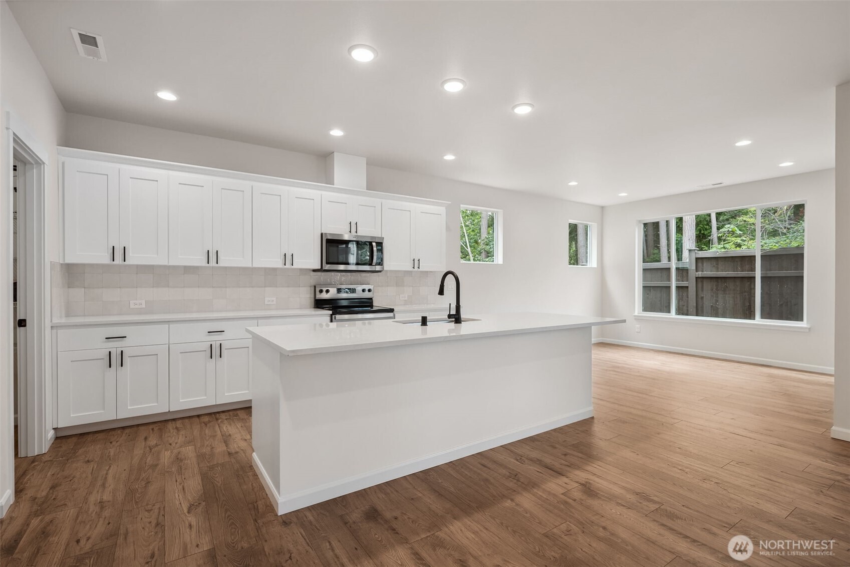 12050 126th Avenue Ct E 11