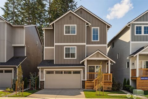 Photo of 12050 126th Avenue Ct E #11, Puyallup, WA 98374 (MLS # 2400680)