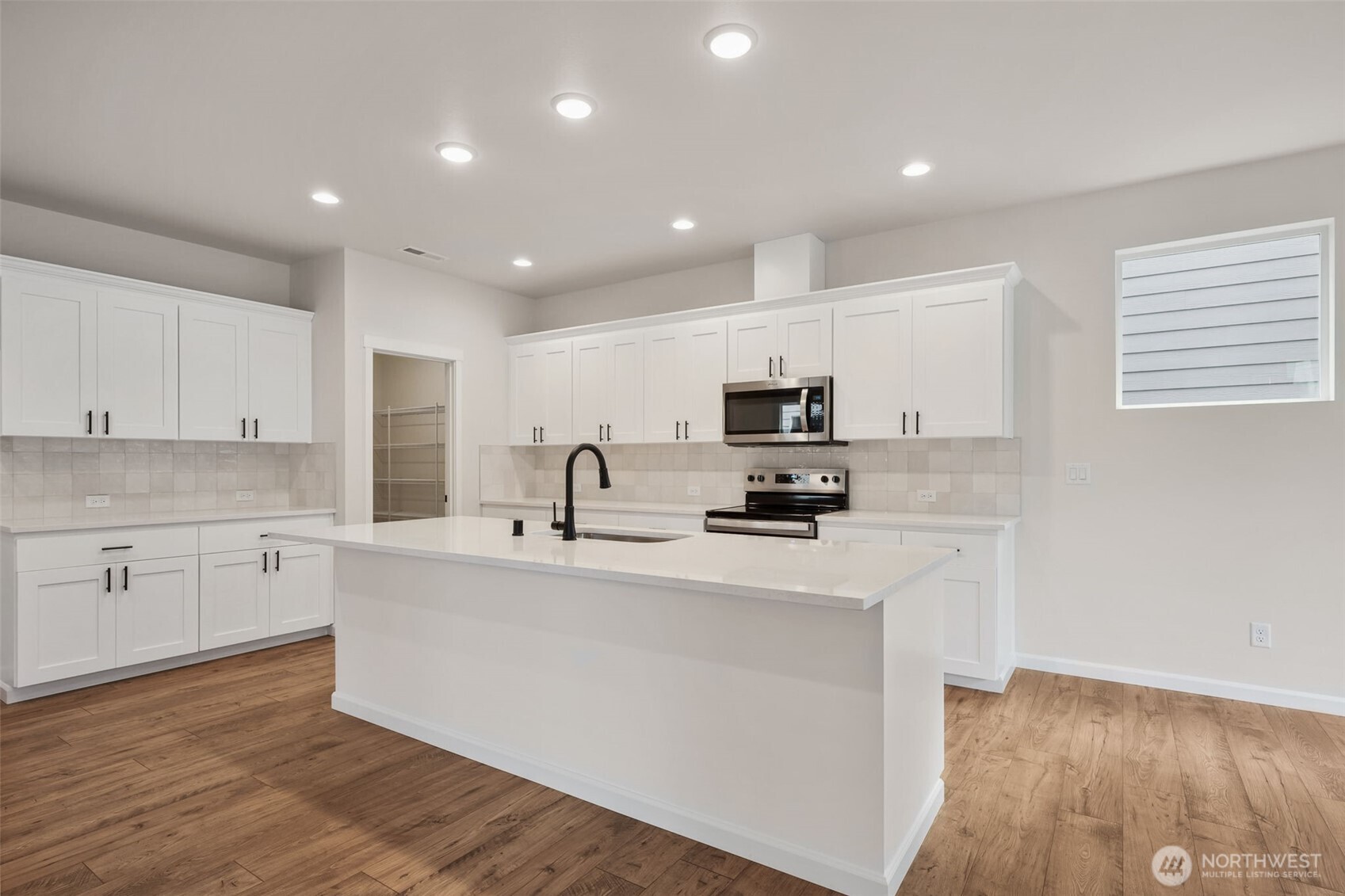 12050 126th Avenue Ct E 11