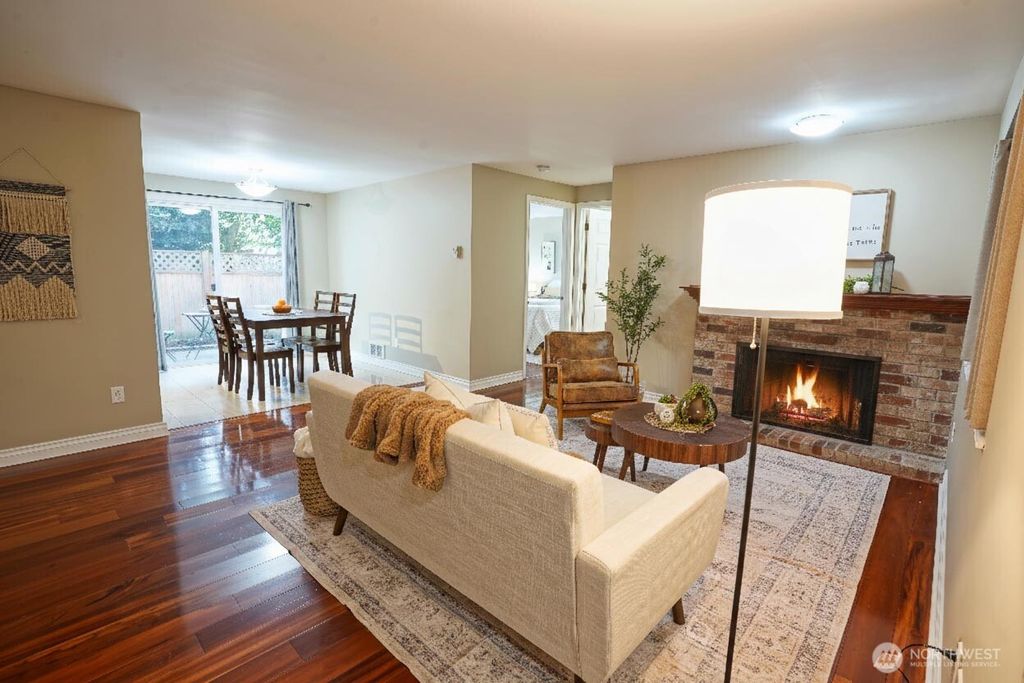 Photo of 633 NW 85th Street #102, Seattle, WA 98117 (MLS # 2473097)