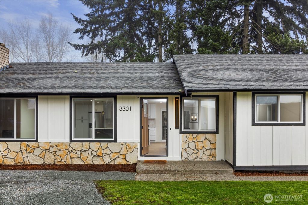 Photo of 3301 192nd Street E, Tacoma, WA 98446 (MLS # 2464517)