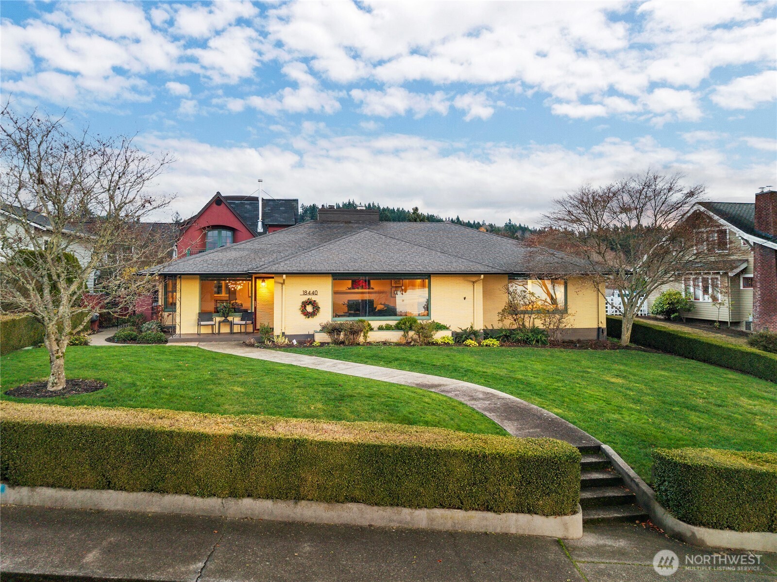 18440 Fjord Drive NE