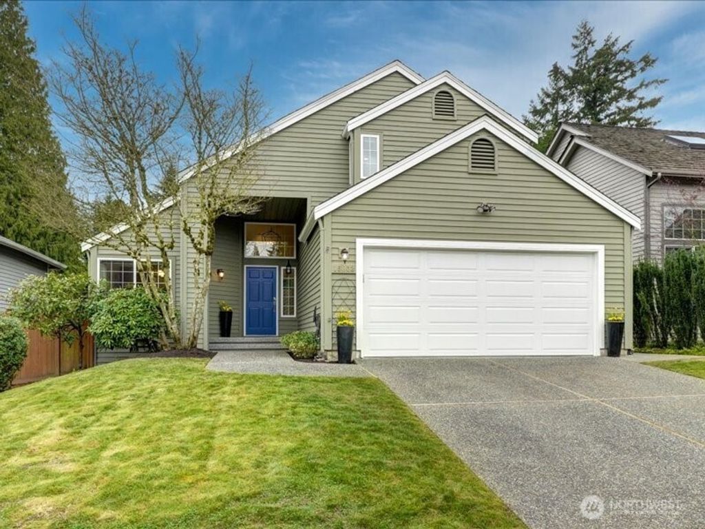 Photo of 16802 118th Avenue NE, Bothell, WA 98011 (MLS # 2340779)