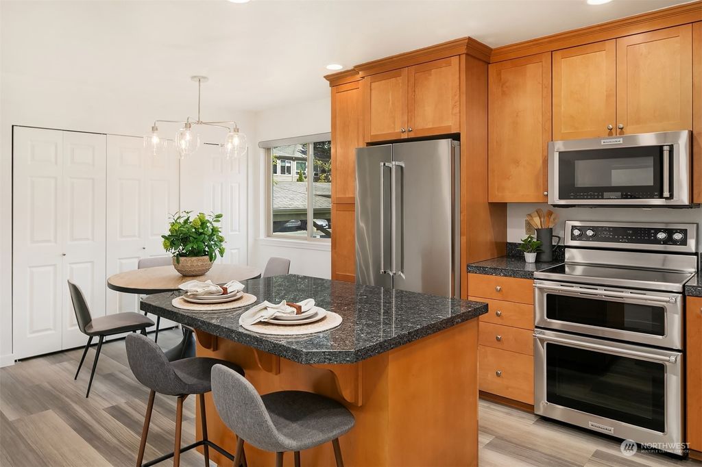 Photo of 613 5th Street #C201, Kirkland, WA 98033 (MLS # 2236818)
