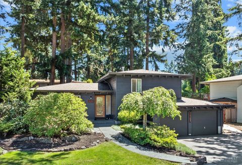Photo of 14284 120th Place NE, Kirkland, WA 98034 (MLS # 2541487)