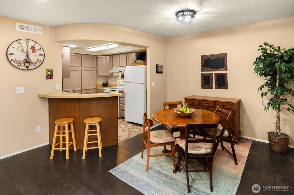 Photo of 11510 NE 128th Street #8, Kirkland, WA 98034 (MLS # 2487850)