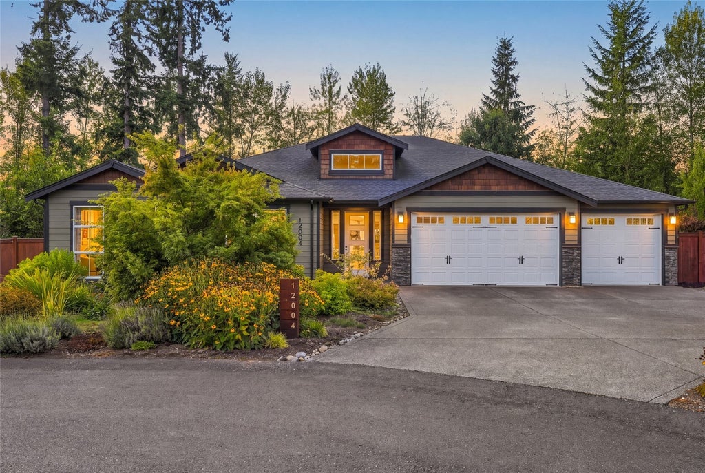 Photo of 12004 137th Drive NE, Lake Stevens, WA 98258 (MLS # 2597280)