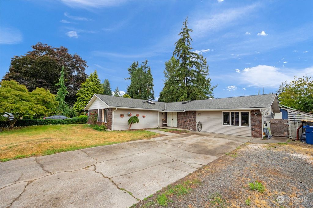 Photo of 4903 132nd Place NE, Marysville, WA 98271 (MLS # 2270974)