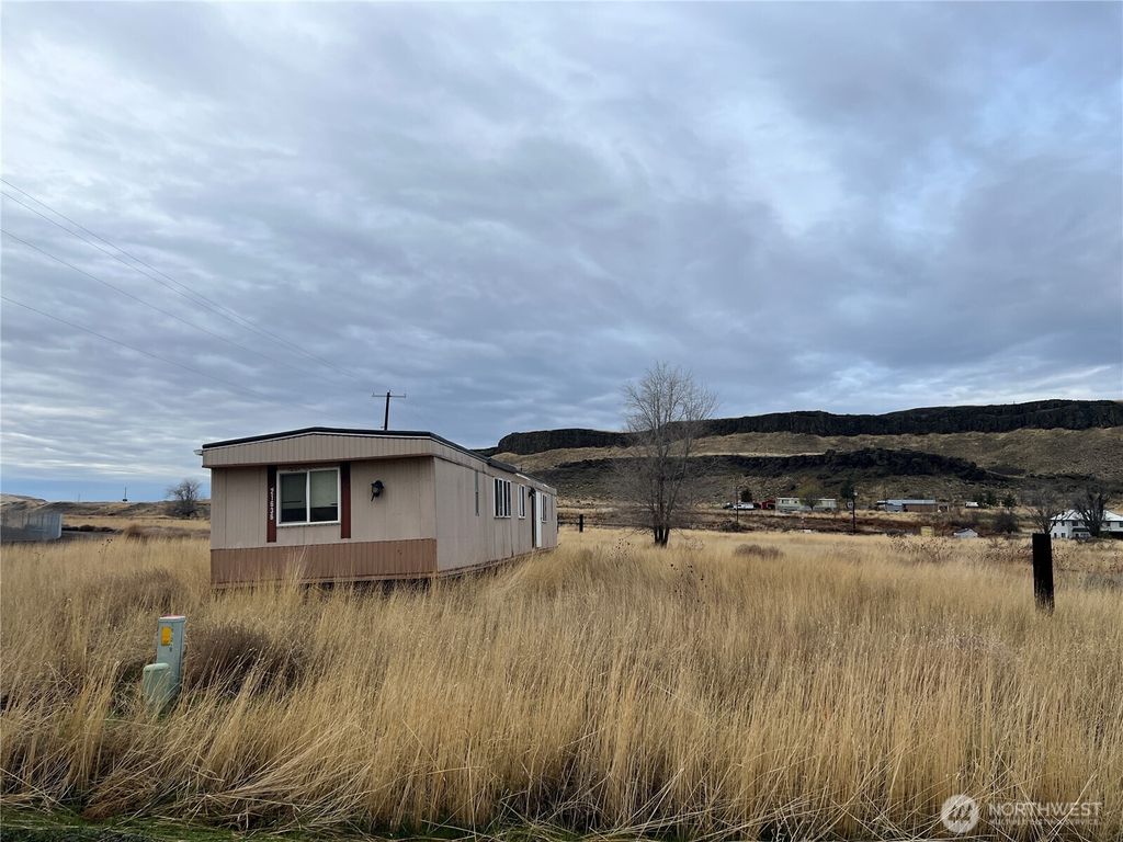 Photo of 0 S. Pike Street, Washtucna, WA 99371 (MLS # 2482568)