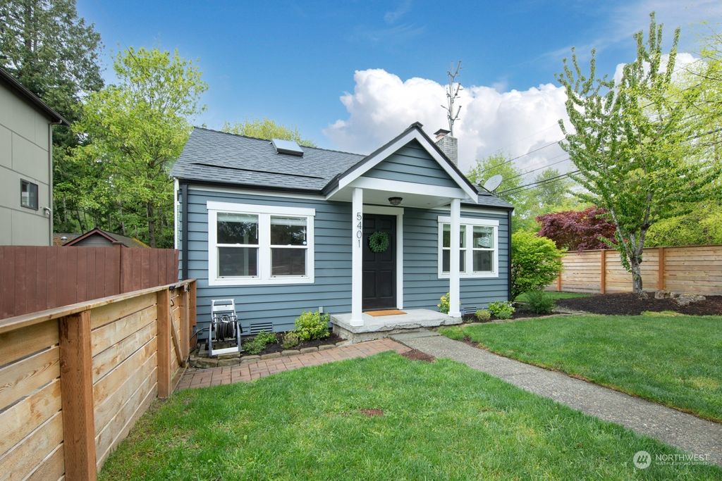 Photo of 5401 26th Avenue SW, Seattle, WA 98106 (MLS # 2230471)