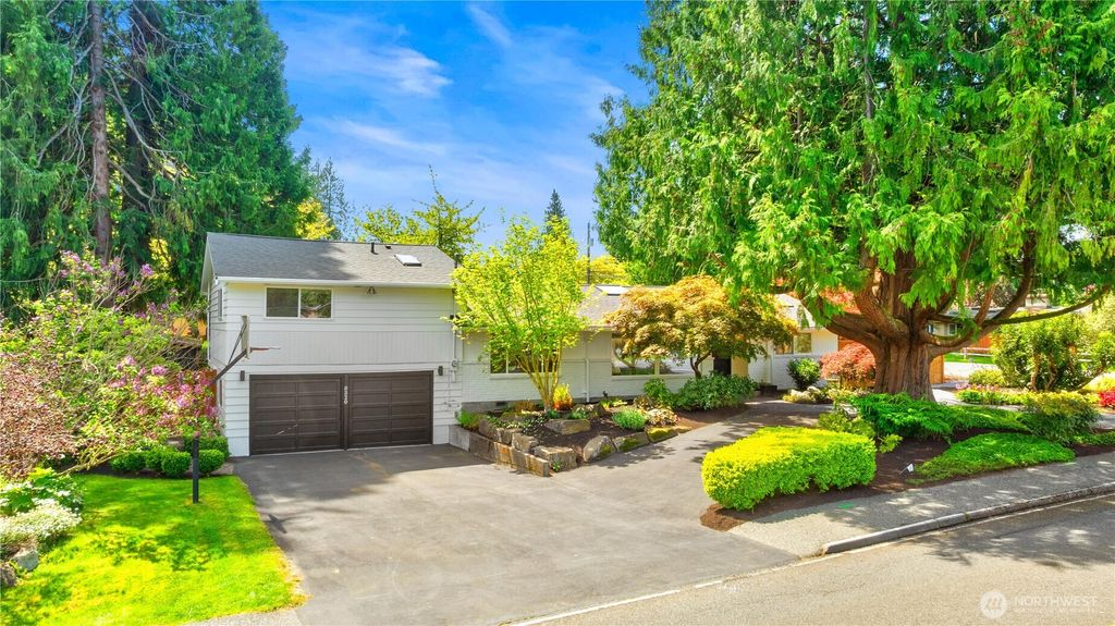 Photo of 8320 SW 188th Street, Edmonds, WA 98026 (MLS # 2513852)