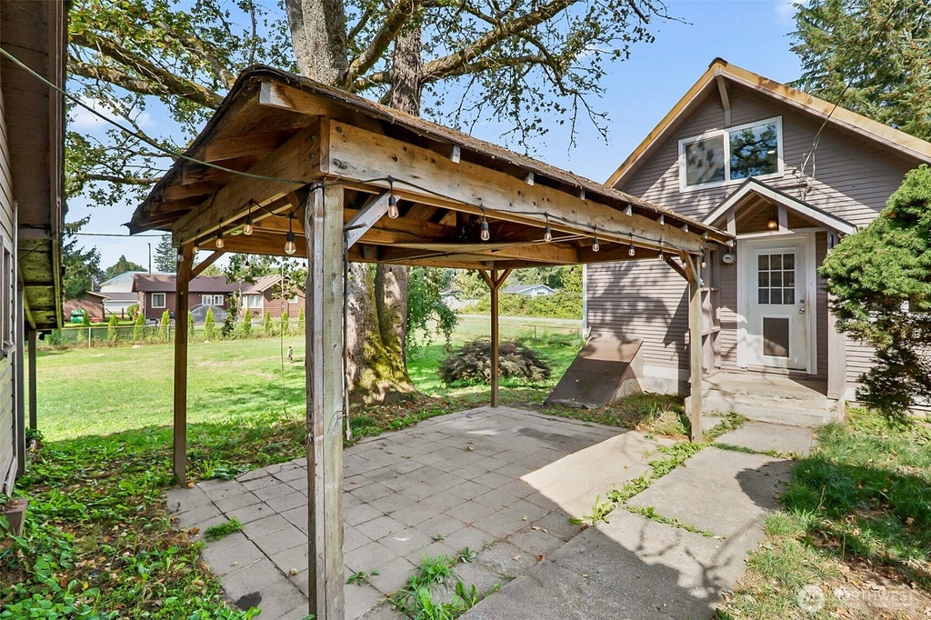 Photo of 14318 368th Avenue SE, Sultan, WA 98294 (MLS # 2582457)