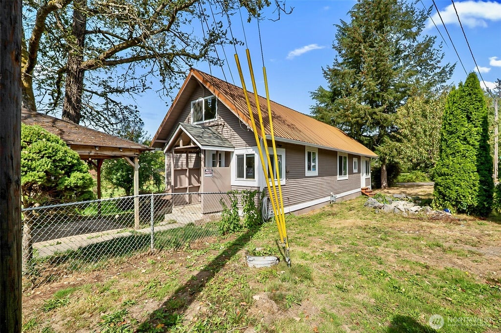 Photo of 14318 368th Avenue SE, Sultan, WA 98294 (MLS # 2582457)