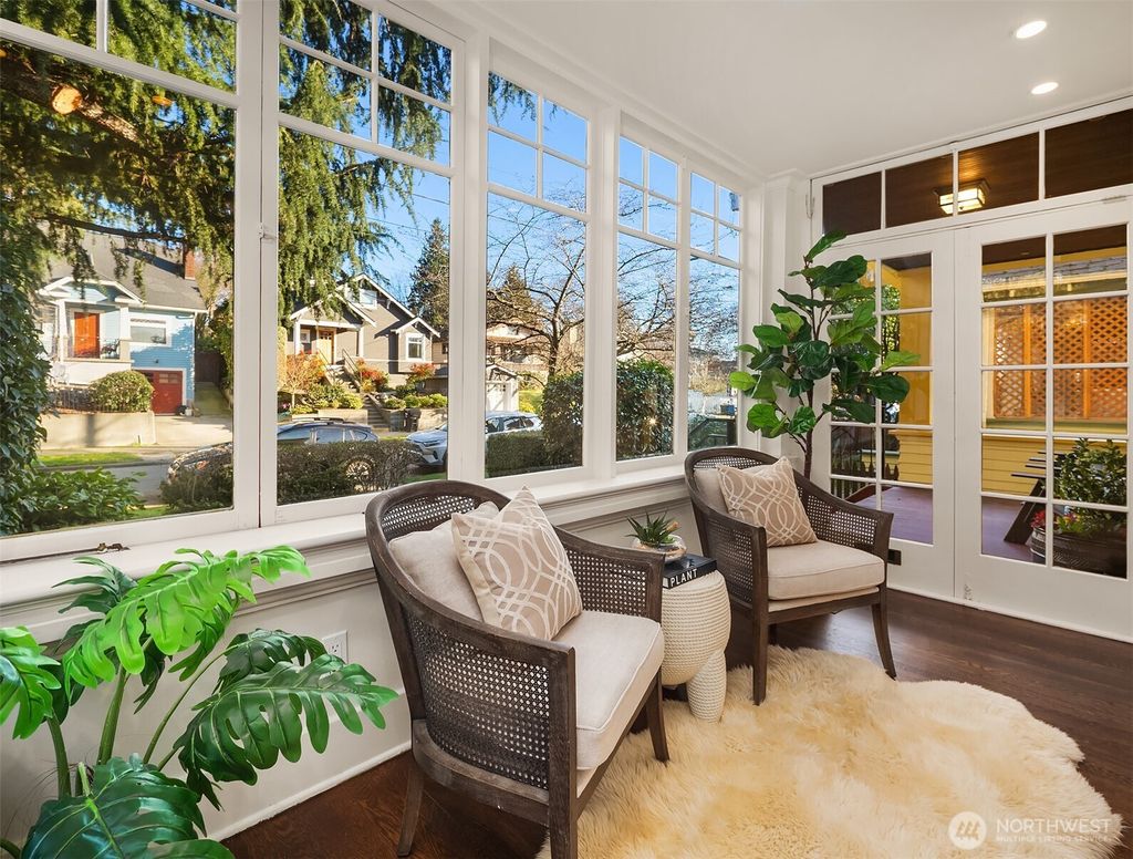 Photo of 5027 8th Avenue NE, Seattle, WA 98105 (MLS # 2473091)